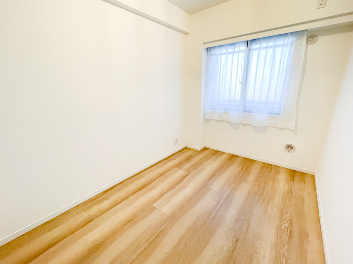 約4.2畳のお部屋の様子